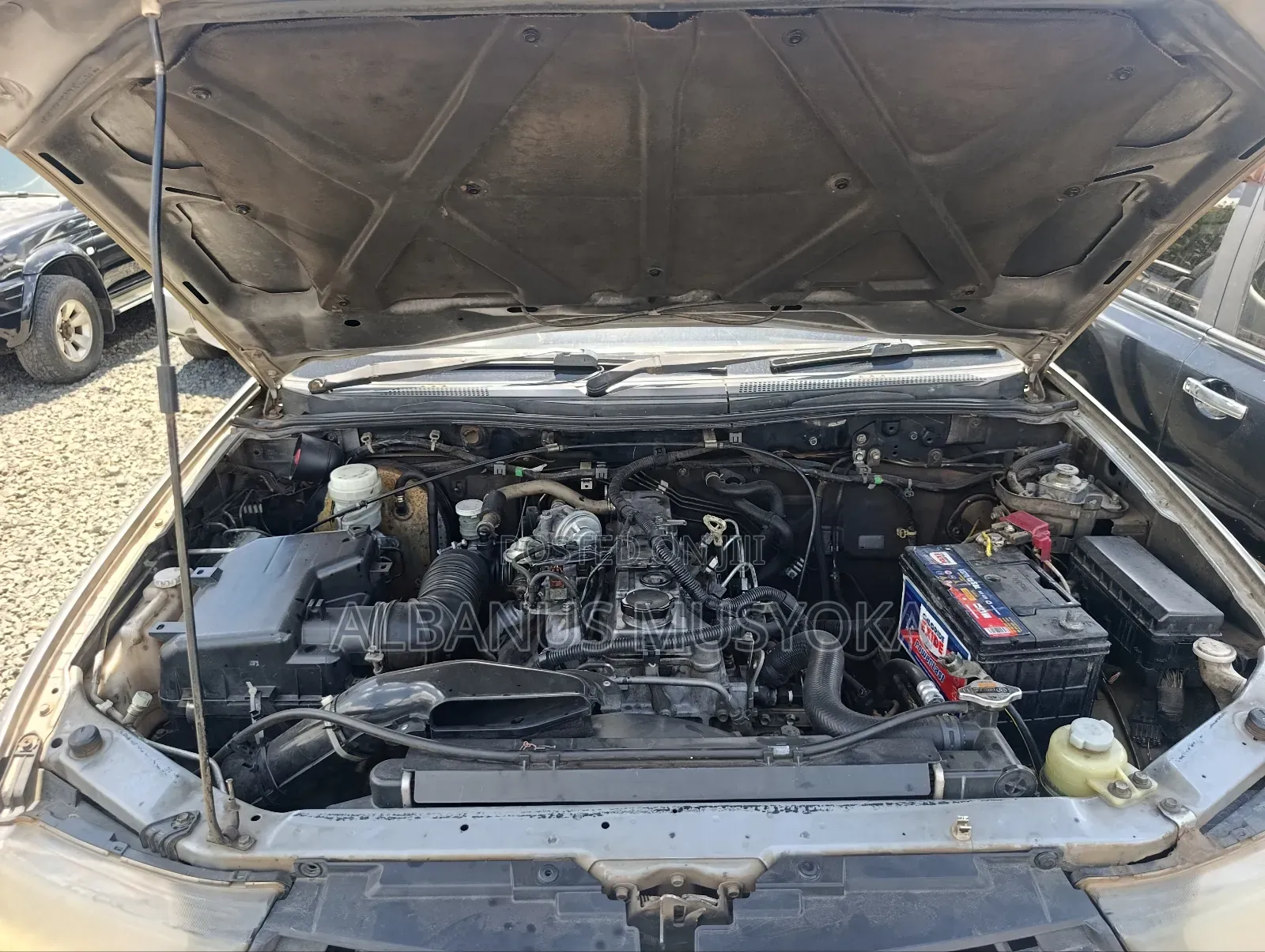 Mitsubishi L200 2012 Silver