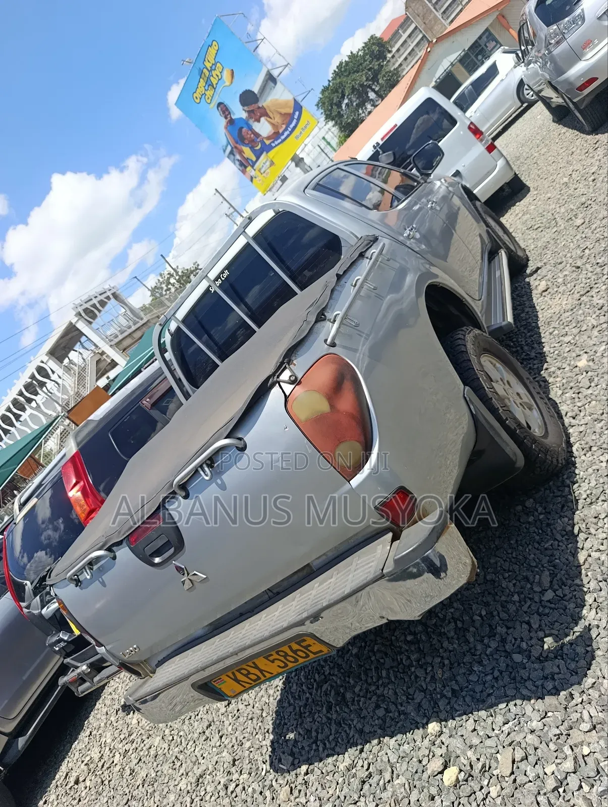 Mitsubishi L200 2012 Silver