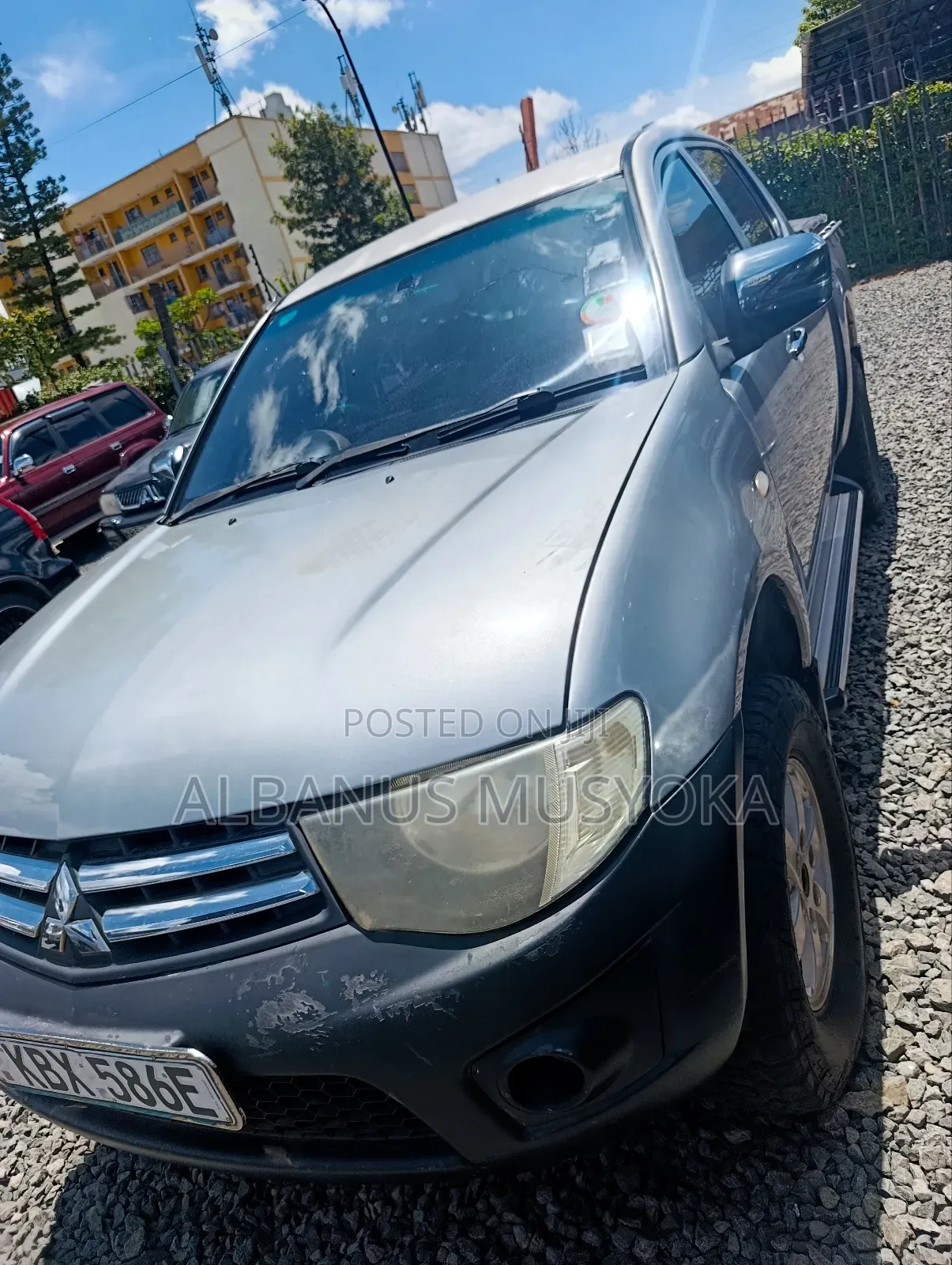 Mitsubishi L200 2012 Silver