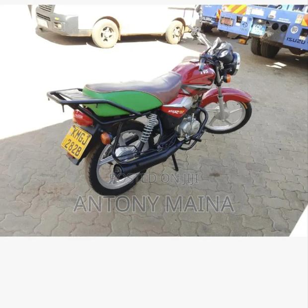 TVS HLX 125 2024 Red - main view