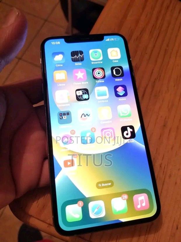 Apple iPhone X 64 GB White - main view