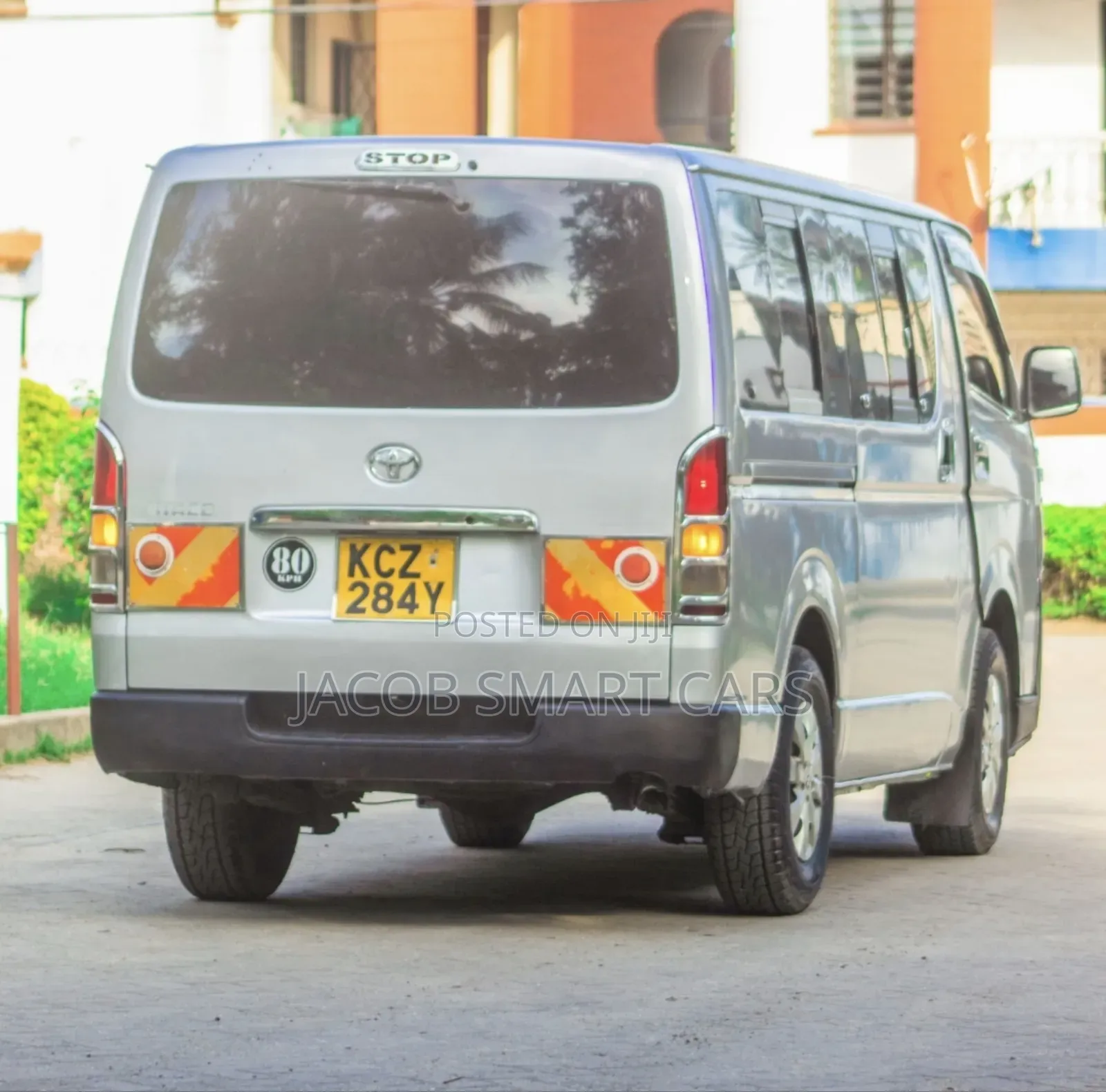Toyota HiAce 2013 Silver