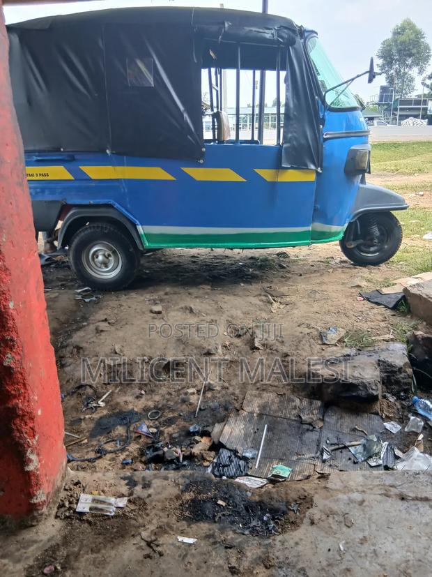 Piaggio 2019 Blue - thumbnail 2