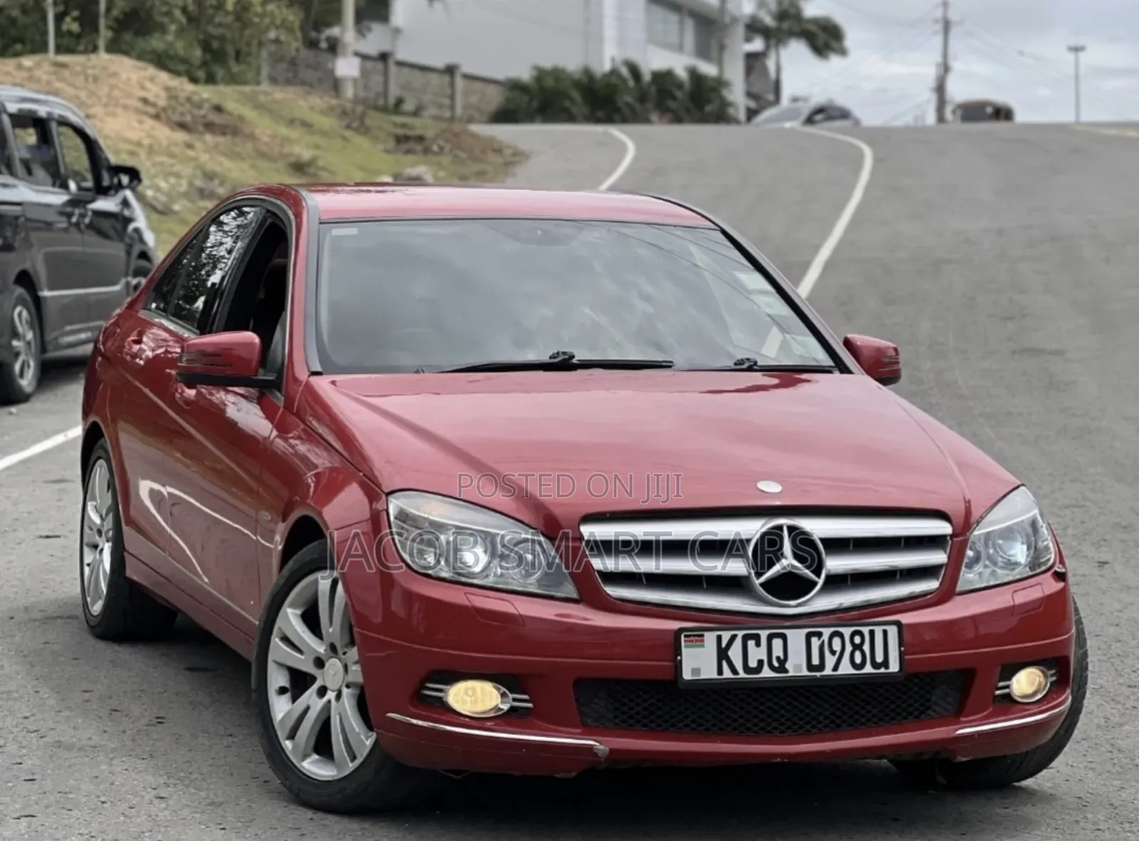 Mercedes-Benz C200 2010 Red