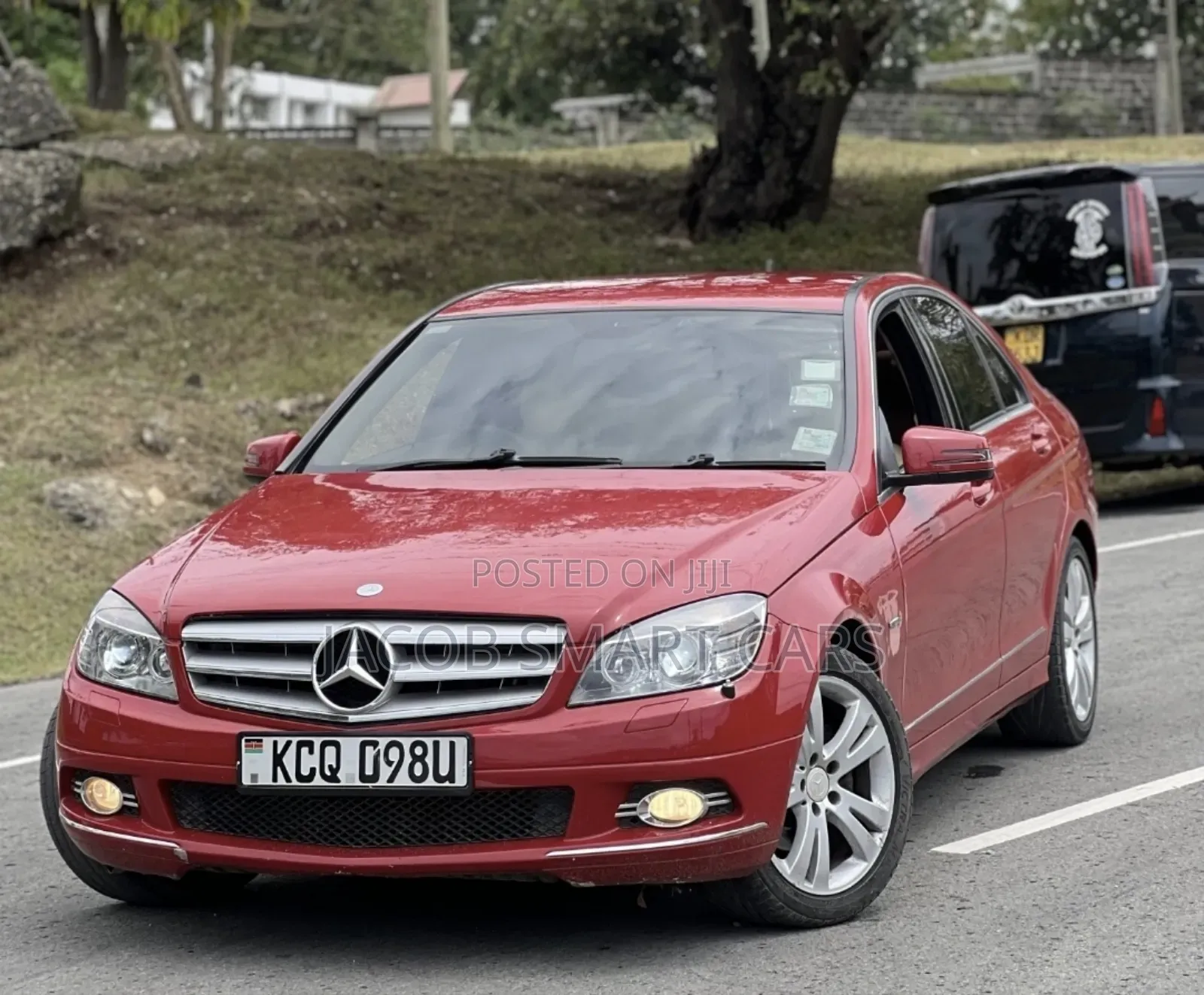 Mercedes-Benz C200 2010 Red