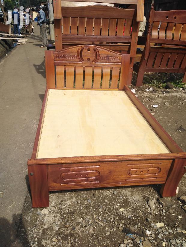 Mahogany Beds 4*6feets