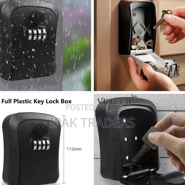 *Weatherproof Wall-mounted Key Safe Password Key Box Key Lock Box