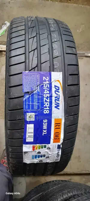 215/45rz17 Durun Tyre