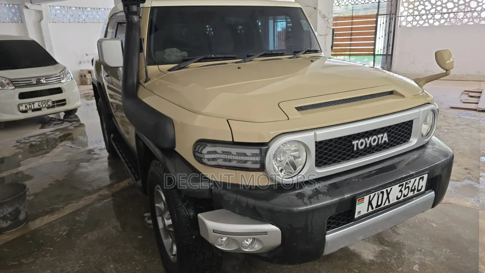 Toyota FJ Cruiser 2017 Beige