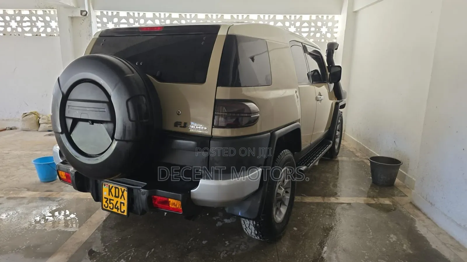 Toyota FJ Cruiser 2017 Beige