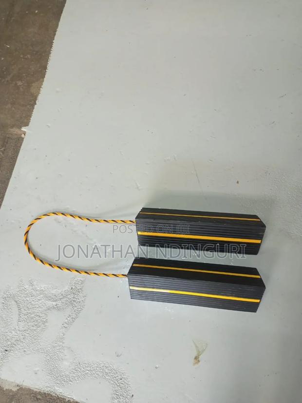 Anti-Roll Aircraft Chocks