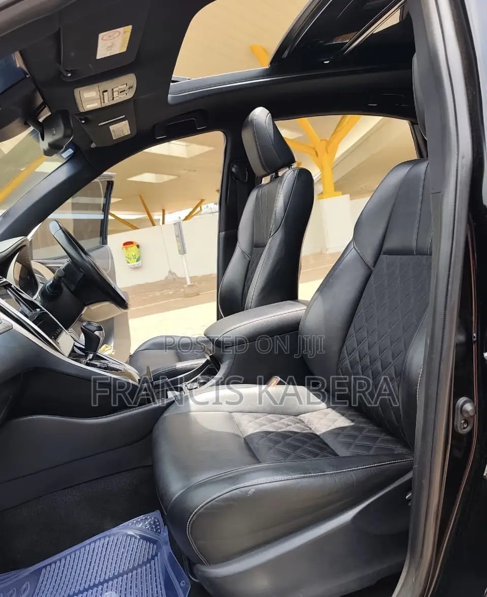 Toyota Harrier 2022 Black