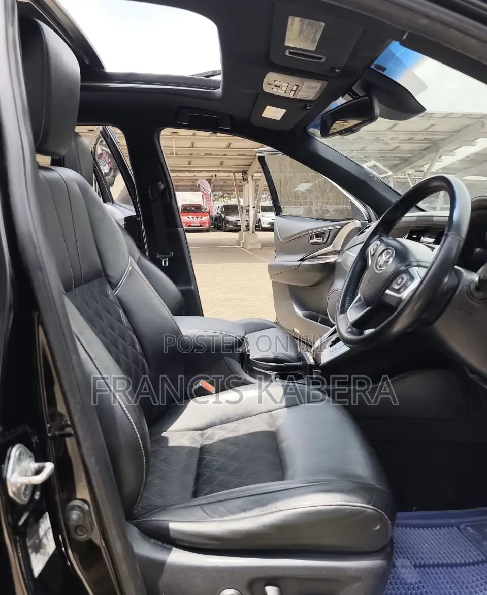 Toyota Harrier 2022 Black