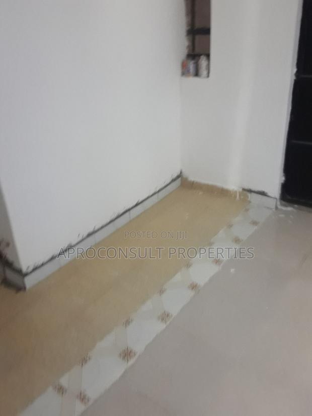 Shop to Let in Roysambu Lumumba Dirive Rent  - thumbnail 2