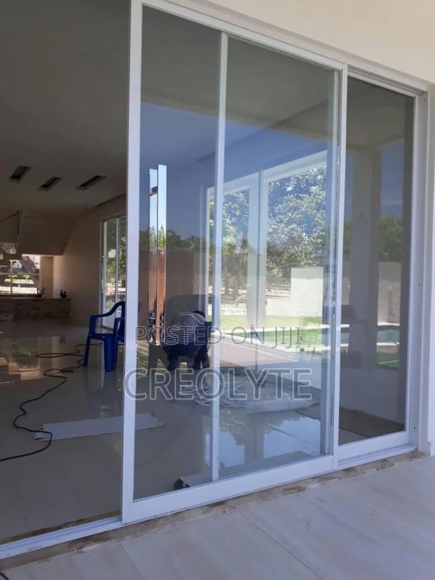 Shop Sliding Doors - thumbnail 2