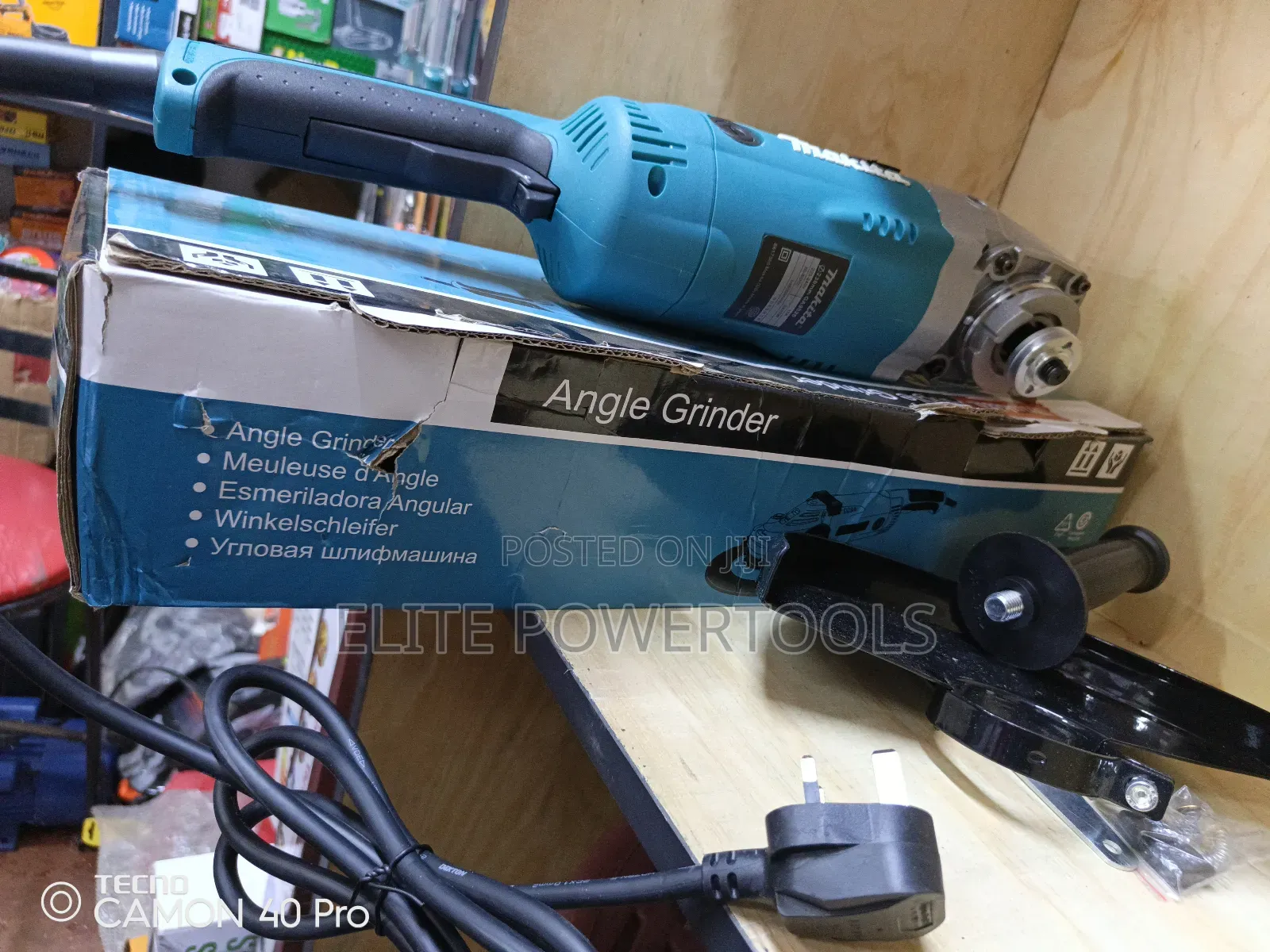 230v 2200w Makita Angel Grinder