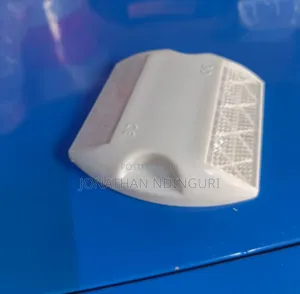 Plastic Reflective Road Studs