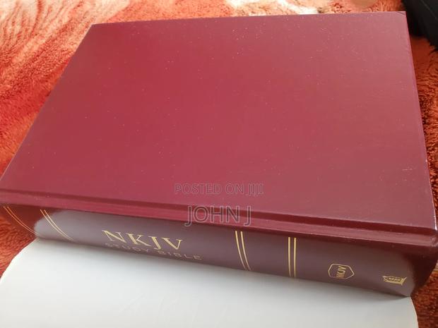 NKJV Study Bible Full-Color by Thomas Nelson - thumbnail 3