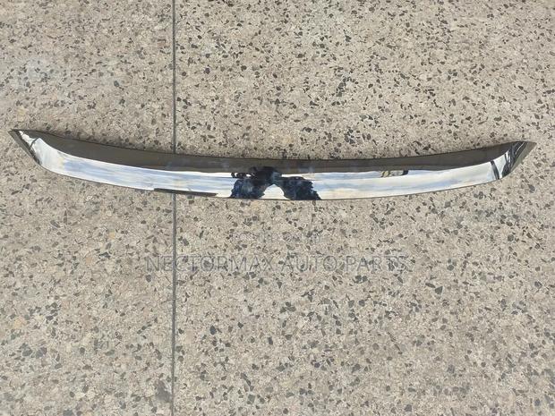 Harrier 2018 Bonnet Chrome