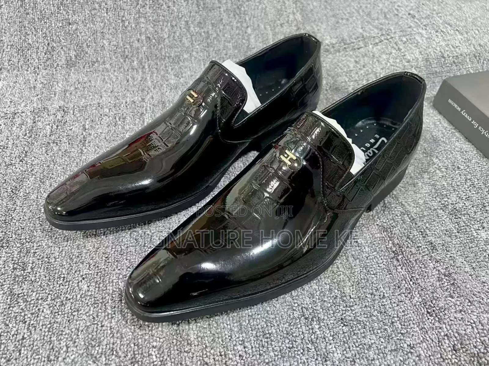 Official Men Clarks Shoes (38-45)