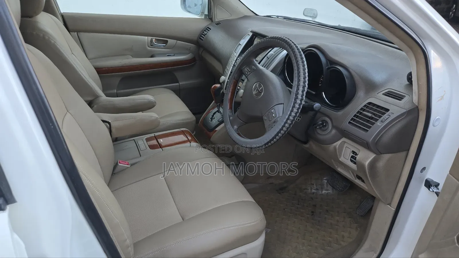 Toyota Harrier 2011 Pearl