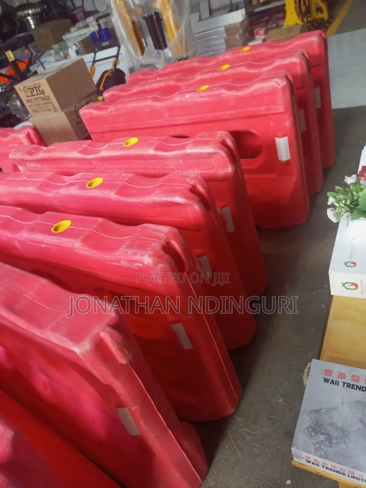 Heavy-duty Plastic Road Barrier