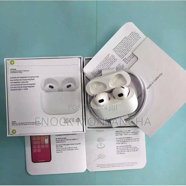 Apple Airpods (3rd Generation) - Wireless Bluetooth - thumbnail 2