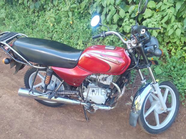 Bajaj Boxer 100 2023 Red - main view