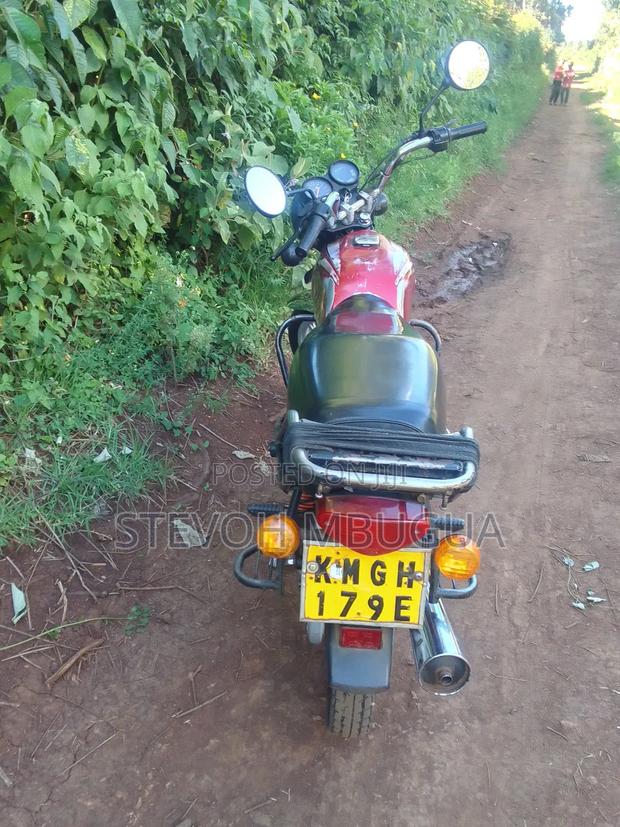 Bajaj Boxer 100 2023 Red - thumbnail 2