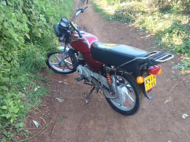 Bajaj Boxer 100 2023 Red - thumbnail 5