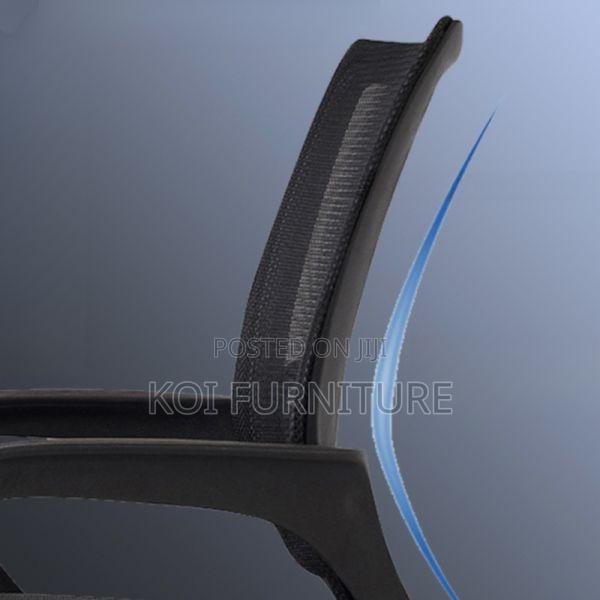 Office Chair : Generic Assembled Executive Office Chair - thumbnail 3