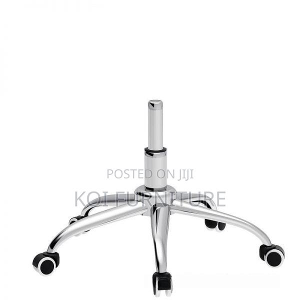 Office Chair : Generic Assembled Executive Office Chair - thumbnail 6