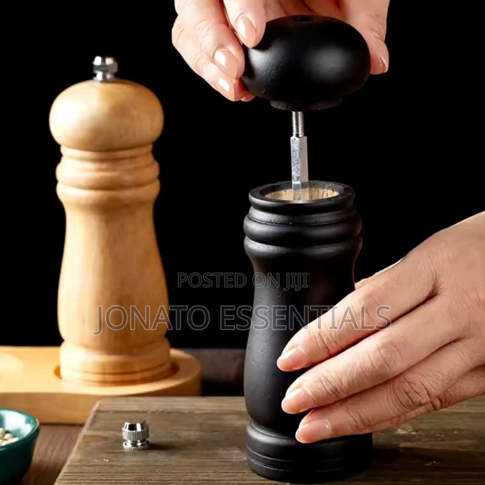 Wooden Manual Salt And Pepper Grinder Set - Refillable Spice Mill 2pc