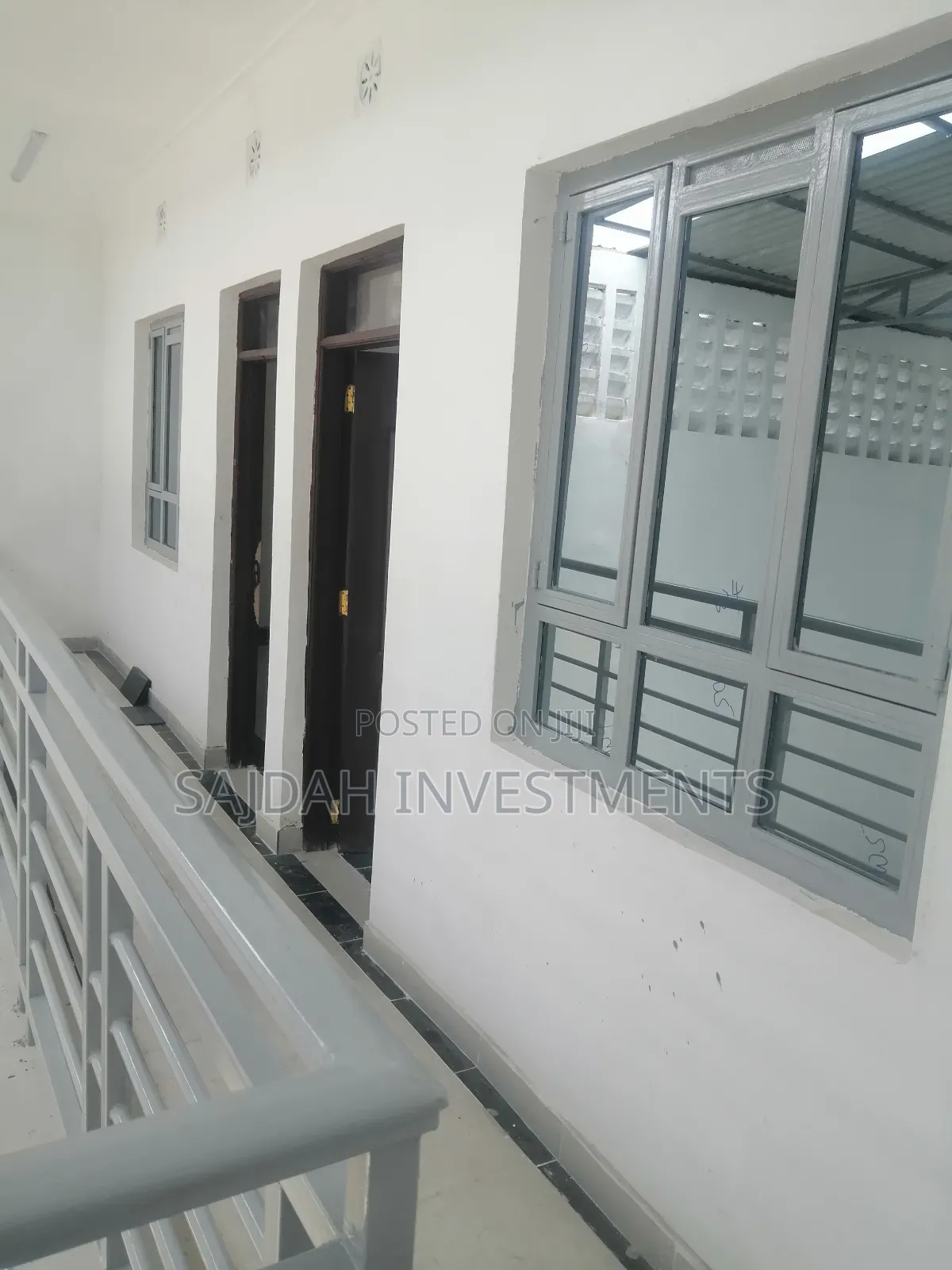 Commercial Warehouse for Rent