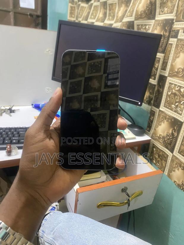 Apple iPhone 13 Pro 256 GB Gray - thumbnail 2