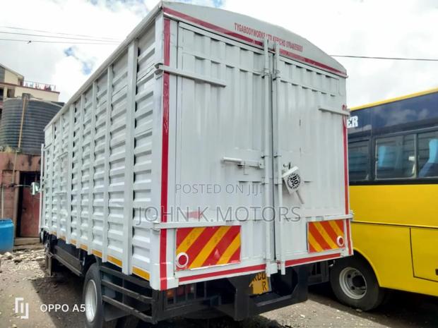 Mitsubishi Canter Hd Truck - thumbnail 7