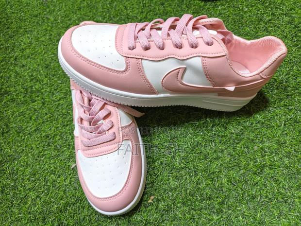 Sneakers Shoes for Both Men and Women