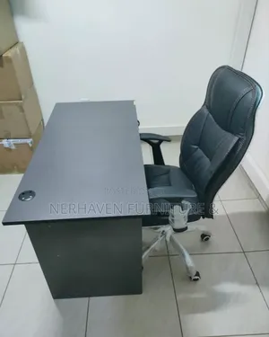 Office Desk and Leather Chair – Executive Setup