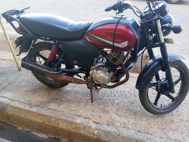 TVS HLX 125 2021 Red - thumbnail 5