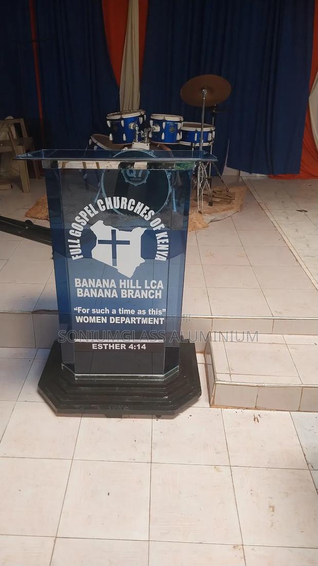 Pulpits Display - main view