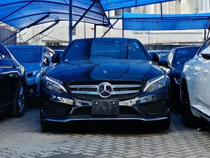 Mercedes-Benz C200 2019 Black