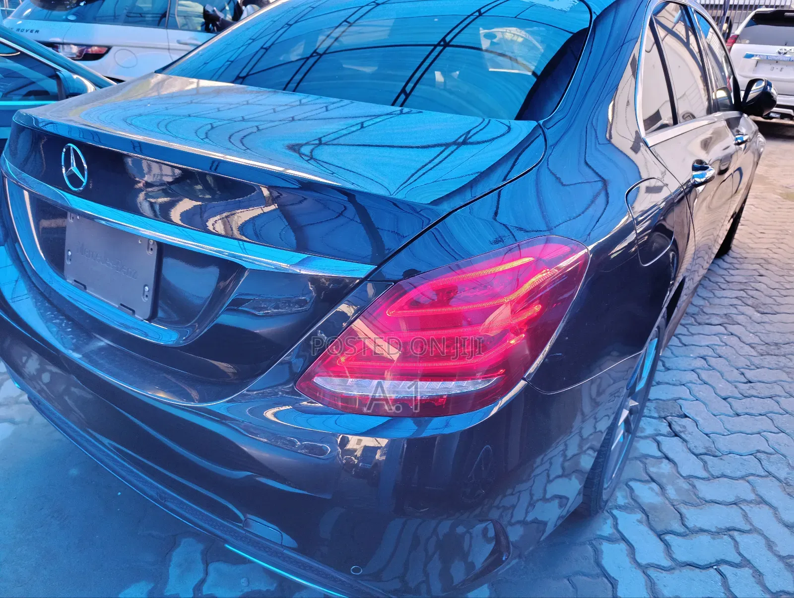 Mercedes-Benz C200 2018 Black