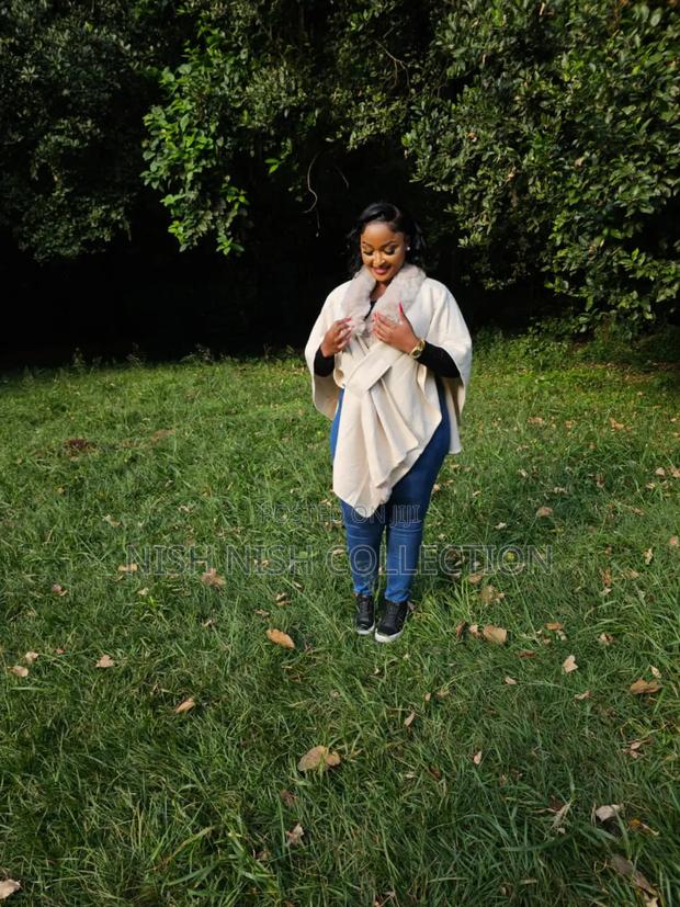 Quality Ponchos - thumbnail 3