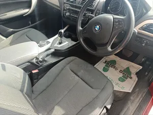 BMW 118i 2019 Orange