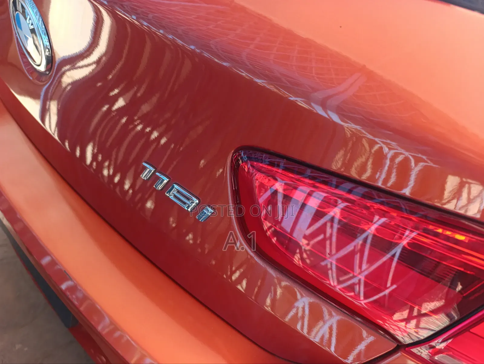 BMW 118i 2019 Orange