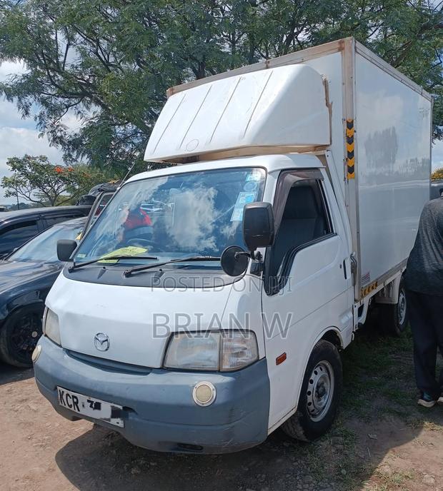 Pickup Nissan Vanette Mazda Bongo - thumbnail 4