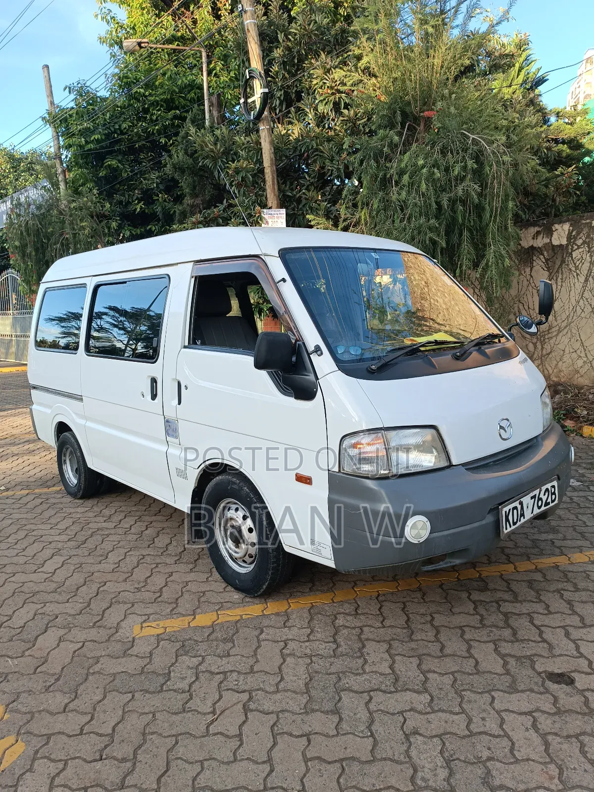 Mazda Bongo 2013 White