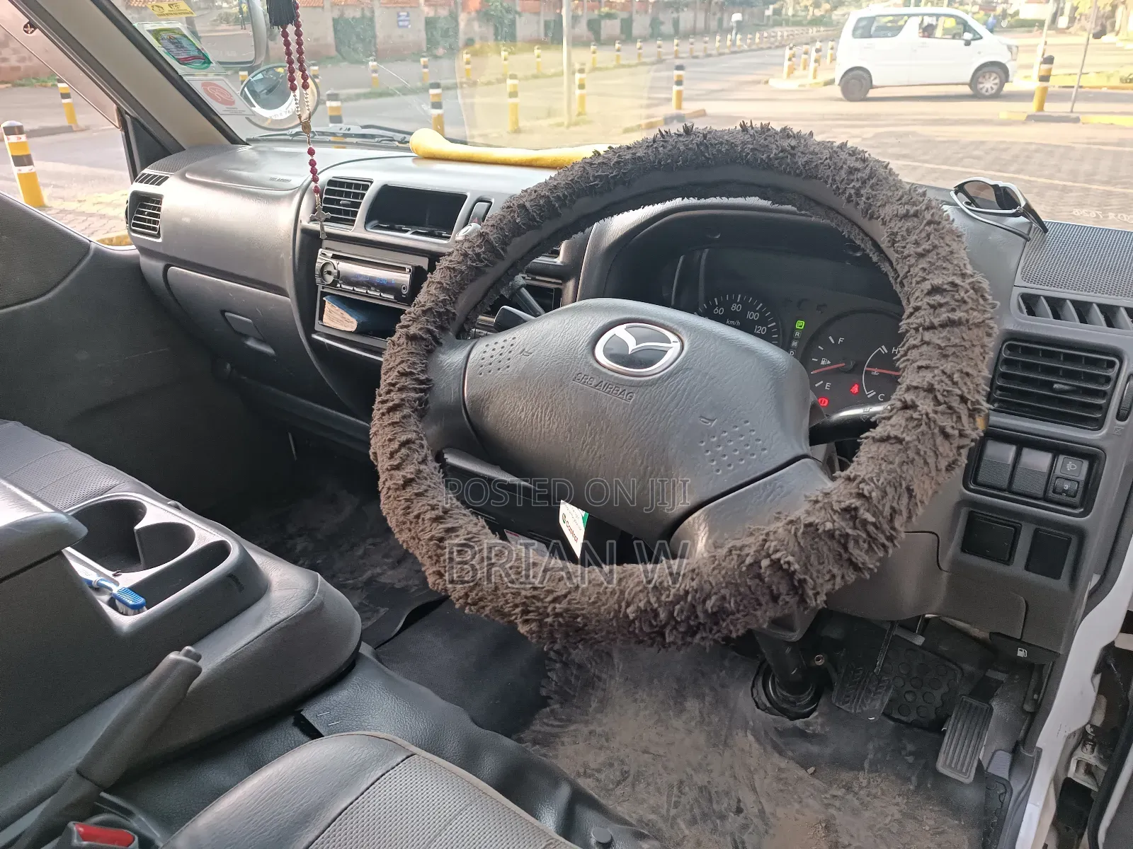 Mazda Bongo 2013 White