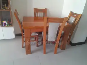 4 Seater Mahogany Dining Table