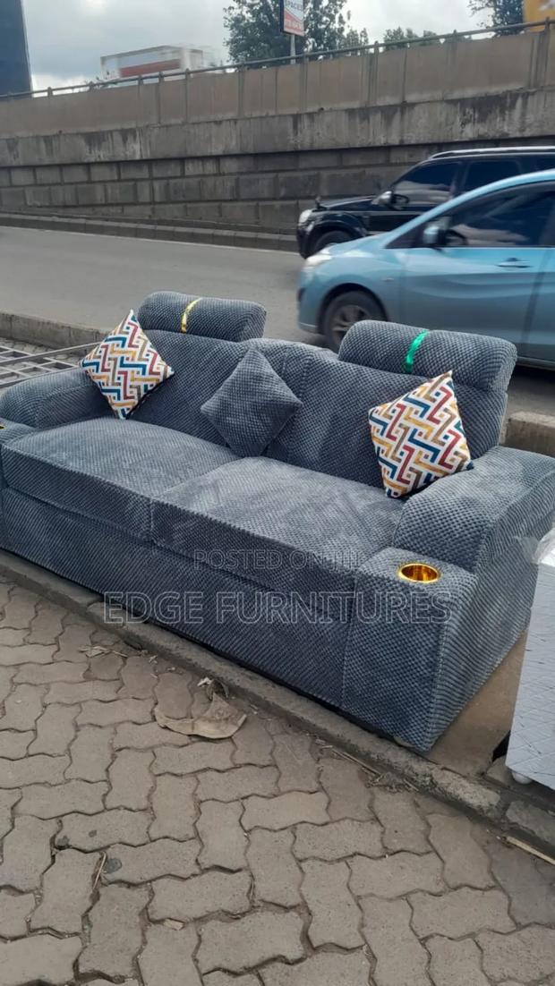 Darkbubbled Three Seater for Sale - thumbnail 2